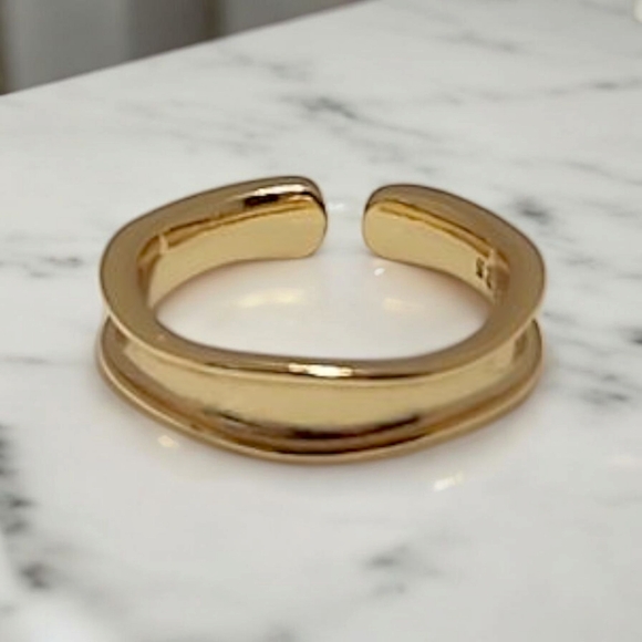 925 Silver Gold Free Form Minimalist Ring - Picture 3 of 4